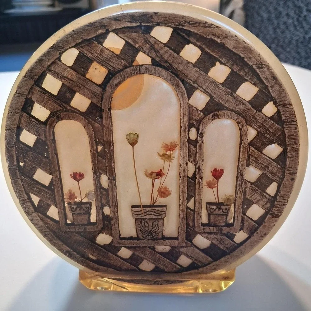 Vintage Resin Napkin Holder Dried Pressed Flowers 70s cottegecore